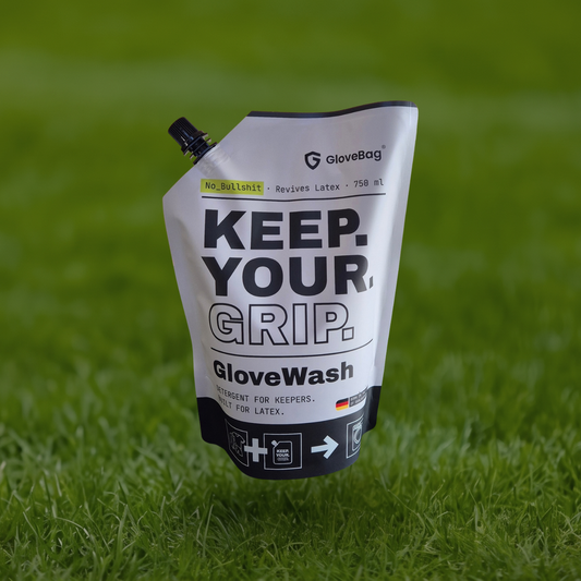 GloveWash Nachfüllbeutel mit 750 ml Waschmittel für Torwarthandschuhe
